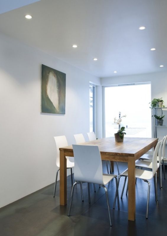 Sg UniLED IsoSafe DimToWarm Hvit 560lm 2000-2800K Ra>95 