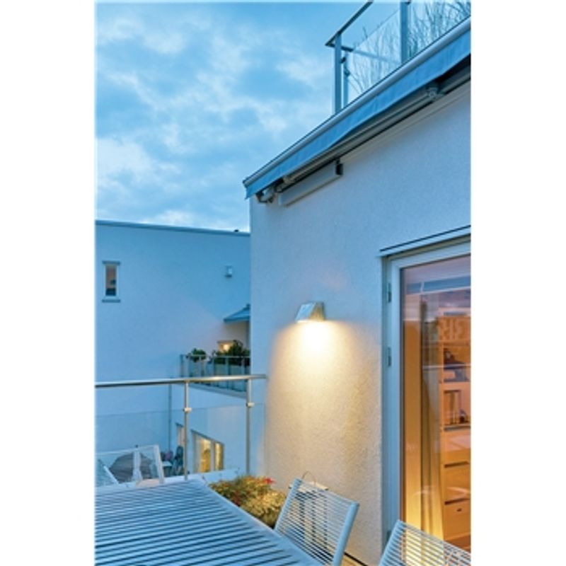 Norlys Ski 1390 Veggarmatur 5,2W LED m/stikkontakt Sort